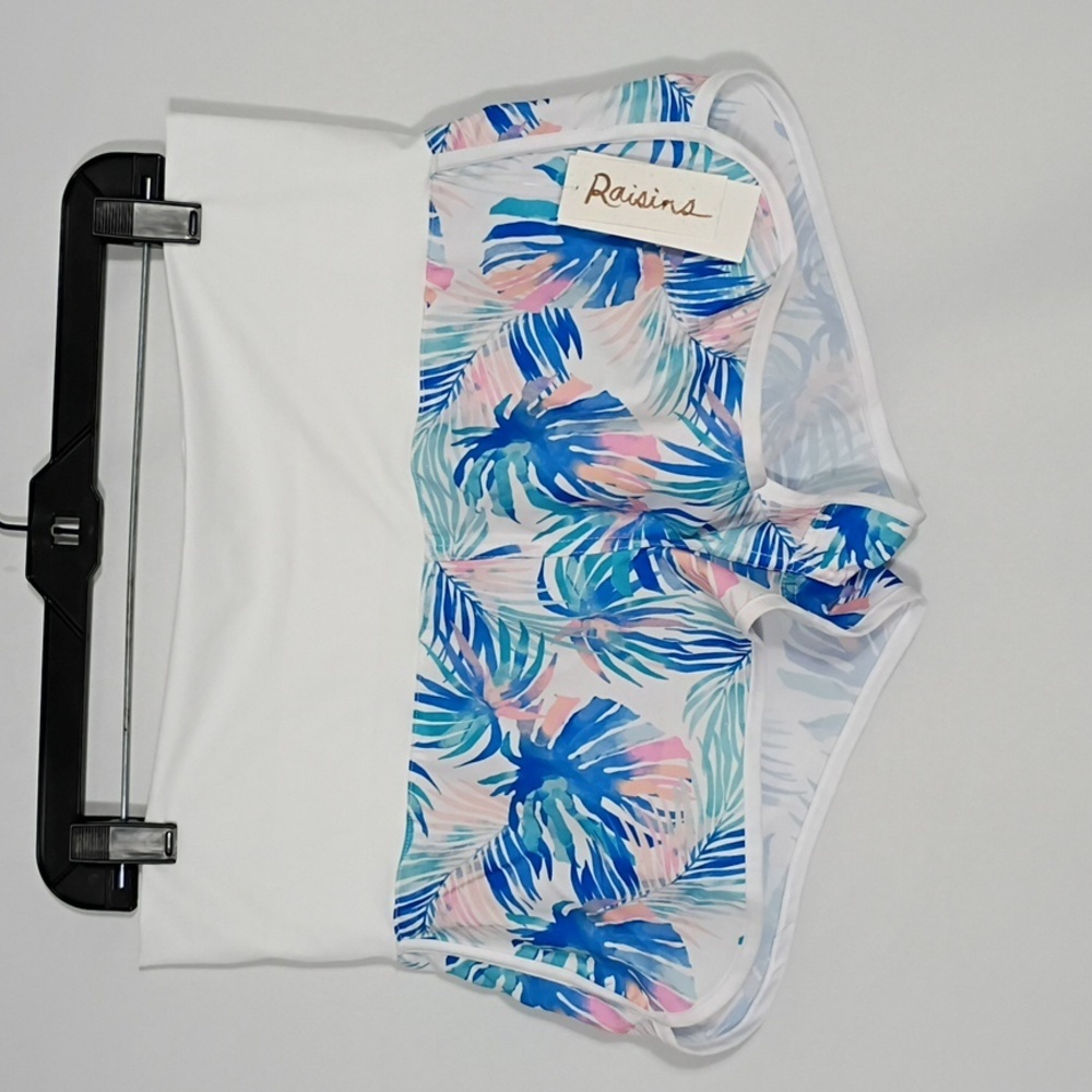 NWT Raisins Pink Blue And White Aloha Shorts Womens Size Medium